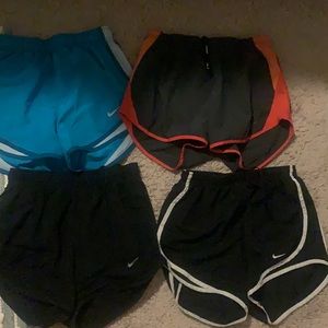 NIKE SHORTS BUNDLE sizes: xs and small